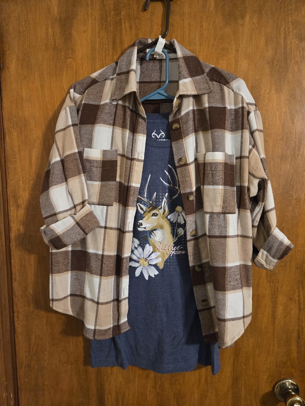 Realtree Deer Tee & Cream/Brown Flannel Shirt